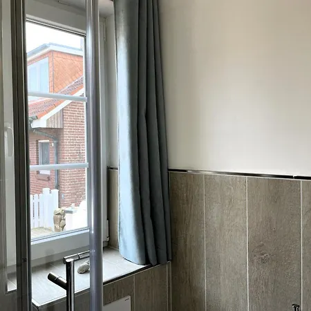 Huus Waterkant 01 *